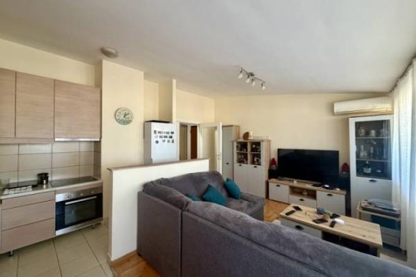 Slika 1 - Druge Srpske Armije, Trosoban stan na prodaju, 74m2, 260.400€